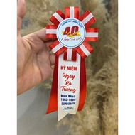 Corsages commemorating 10 years, 15 years, 20 years, 25 years, 30 years, 40 years