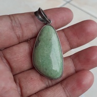 giok nabire papua natural jadeite jade type A liontin