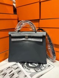 👏🏻門市現貨～🐎Hermes Herbag31石板灰拼黑色防水 W stamp