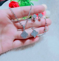 [PREMIUM JEWELRY] SATU SET PERHIASAN KEKINIAN TITANIUM GOLD IMPORT DIJAMIN AWET DAN TIDAK MUDAH LUNT