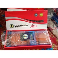 Kain Sarung (gajah duduk)