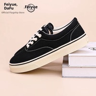 DAFU FEIYUE | Retro Classic Black Canvas Shoes Low-top
