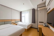 Super 8 Preferred Hotel (Beijing Jiaomen East Metro Station)