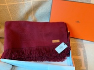 全新 Hermès Rayée H Stole 酒紅色羊毛圍巾｜官網定價 HK$11,700｜附購買證明＋原裝盒袋
