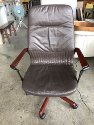大慶二手家具 咖啡色半牛皮椅/辦公椅/主管椅/會計椅/電腦椅