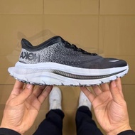 HOKA ONE ONE Kawana 黑白運動跑鞋