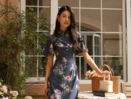 XIN QIPAO IN BLOSSOMS REVERIEIN NAVY