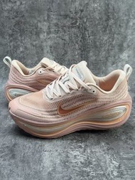 💥現貨💥絕美柔霧奶茶粉百搭舒適頂級緩震女款跑步鞋 | Nike ZoomX Invincible Run Flyknit 3|