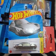 Hotwheels Porsche 911 Carrera Keychain