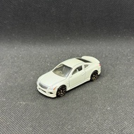 Hot Wheels Nissan Infiniti G37 Coupe - White Car