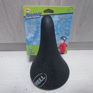 全新小孩 BLEE 單車凳。4至8