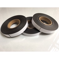 Magnet with tape KT 2cm x 10m x 1.7mm glue