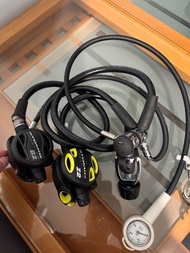 Atomic Aquatics B2 +Z2 潛水調節器yoke頭