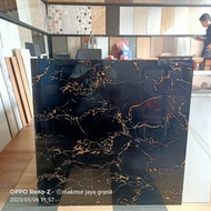 Granit Lantai  80X80 hitam motip emas