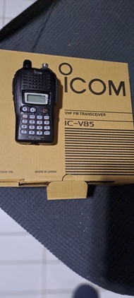 HT ICOM IC-V85 MURAH VHF BARU UPGRADE DARI ICOM V80 ICOM V85 BAGUS 7 W -WALKIE-TALKIE