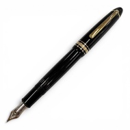 品相極佳 ▼MONTBLANCMeisterstück 146 鋼筆，14K 金筆尖 (F)，白色星形飾面，黑色和金色點綴，德國製造，男士鋼筆。
