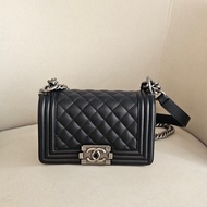 Chanel boy20 黑色荔枝銀扣 晶片