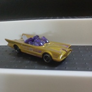 HOT WHEELS BATMOBILE Classic TV Series Batmobile Gold Version