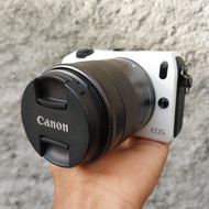 Canon EOS M / Mirrorless Canon Second / Kamera Canon Murah