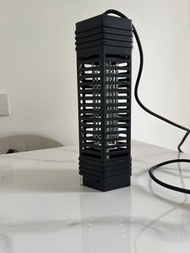 黑色防蚊燈