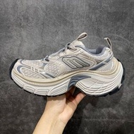 Mizuno Wave Rider 26 運動鞋