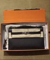 Kelly pochette 89 noir ck swift G