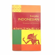 Everyday Indonesian: Phrasebook and Dictionary (Paperback) LJ001