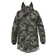 CANADA GOOSE5806LP GABRIOLA PARKA，迷彩羽絨服，帶標誌貼片和帽子，卡其色，XS 碼，正品日本產品，女款，成色極佳。