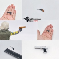 20 cm Model 1/12 Soldier Accessories Beretta Resident Evil Revolver Sandam Desert Eagle Gangster IUW