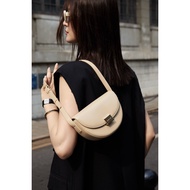 Au Shangdian Women's 2025 New Cowhide Semicircle Saddle Shoulder Underarm Crossbody
