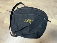 Arc’teryx 始祖鳥 Mantis 2 24K black waist bag crossbody bag 腰包斜咩袋
