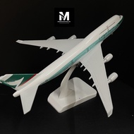 MÔ HÌNH MÁY BAY BOEING B747 CATHAY PACIFIC TỈ LỆ 1:400 (20CM) KIM LOẠI CAO CẤP SƠN TĨNH ĐIỆN BÓNG ĐẸ