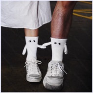 PS2 2 pairs/set couples holding hands socks magnet personality stereoscopic doll cute white cotton h