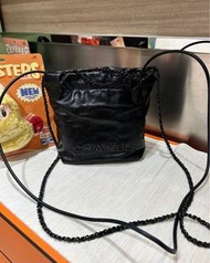 Chanel 22 mini so black ,100%Authentic ,95%new💜尖沙咀中港城門市