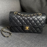 Chanel CF Classic Flag 23cm 黑金牛皮 Small 21年晶片款