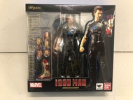 全新未開封日版Bandai Marvel SHF ironman Tony Stark初版(包經典地台）