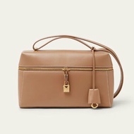 ::LORO PIANA:: EXTRA BAG L27 諾悠翩雅 卡其色風衣色光滑小牛皮 斜背包 肩背包