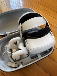 Oculus Quest 2 VR 頭戴式顯示器