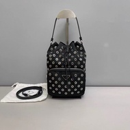 Prada普拉達 黑色尼龍洞洞抽繩水桶包