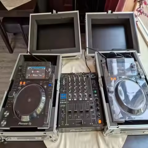 PROMO PRICES Price DJ Set 2x CDJ 2000 nexus2 nxs2 Nexus 2 1x DJM 2000 Nexus (3) 8