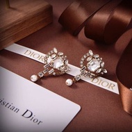 Dior 珍珠耳環