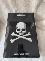 MEDICOM TOY: BE@RBRICK - Mastermind Japan Silver 100% & 400%