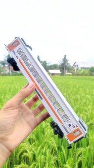Rangkaian mainan miniatur kereta api Indonesia murah Gerbong akrilik Ekonomi
