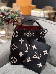 Tas LV Louis Vuitton Neonoe MM Bicolor empreinte empre Noir Asli Ori