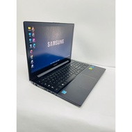 samsung Laptop Gaming Core i7 Processor Ram 8GB SSD 256GB # Big Screen # Laptop