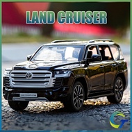 1:32 Toyota Land Cruiser LC300 Diecast Toys Car Model Cars Alloy Toy Collection Gift For Boys Kids