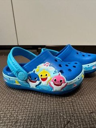 Crocs  Baby shark 涼鞋