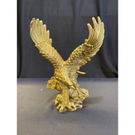 Eagle bronze statue