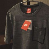 全新Nike sportswear tech knit Tshirt 灰色S號