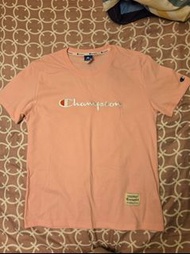 Champion 粉紅色 Logo Tee 恤 (碼數 M )